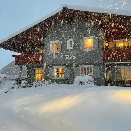Toda Chalet *